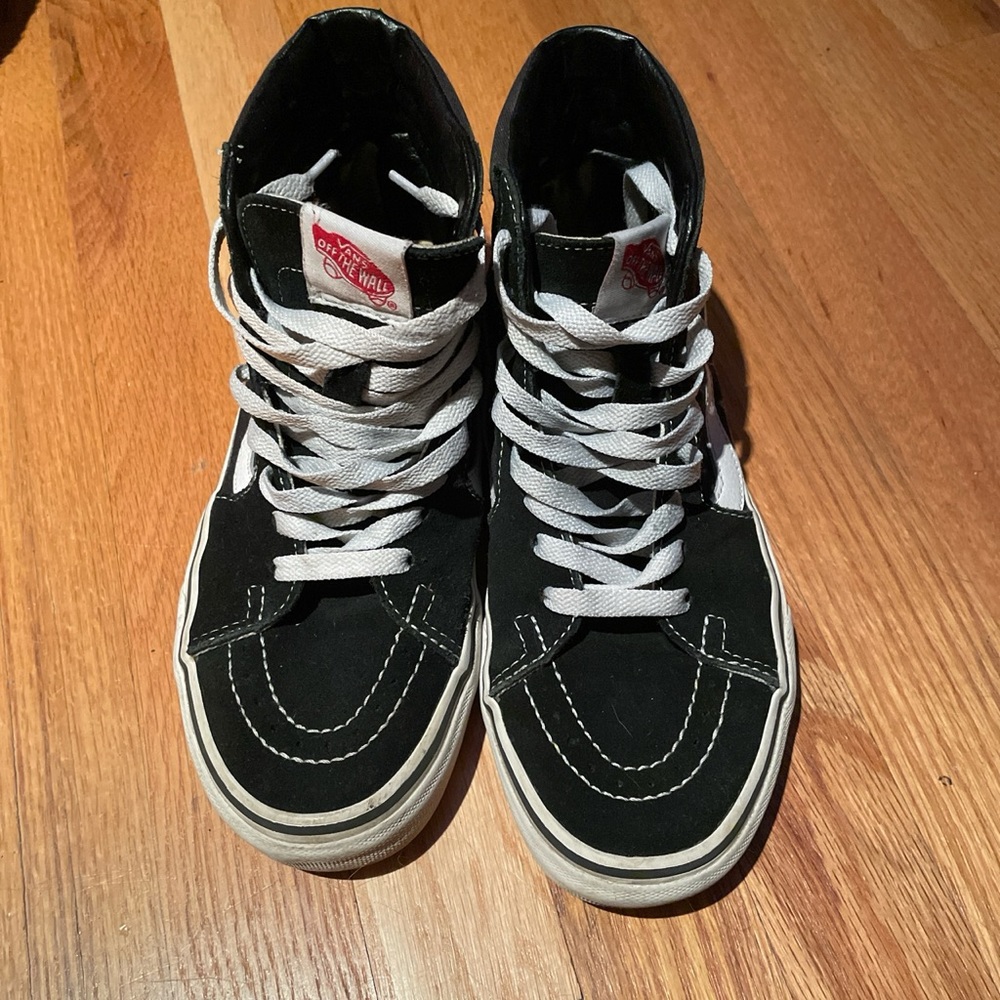 black and white sk8-high